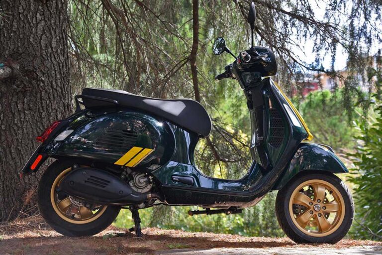 Vespa Gts Super Racing Sixties La Prova Su Strada Concessionaria