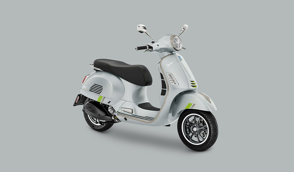 Vespa GTS 300: scopri l’allestimento Super Tech