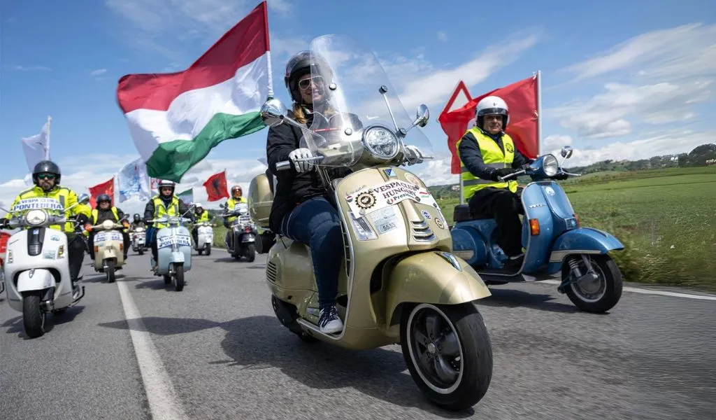 80 anni di stile e passione: Vespa festeggerà a Roma con una festa globale