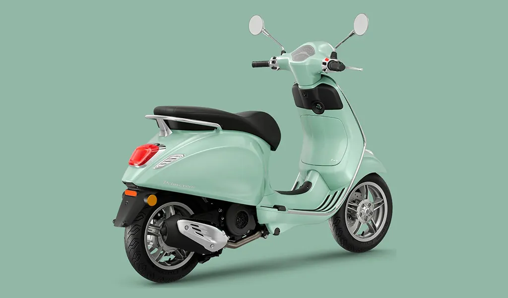 Vespa Primavera 2025: stile iconico e tecnologia italiana da Mo.Vi Torino